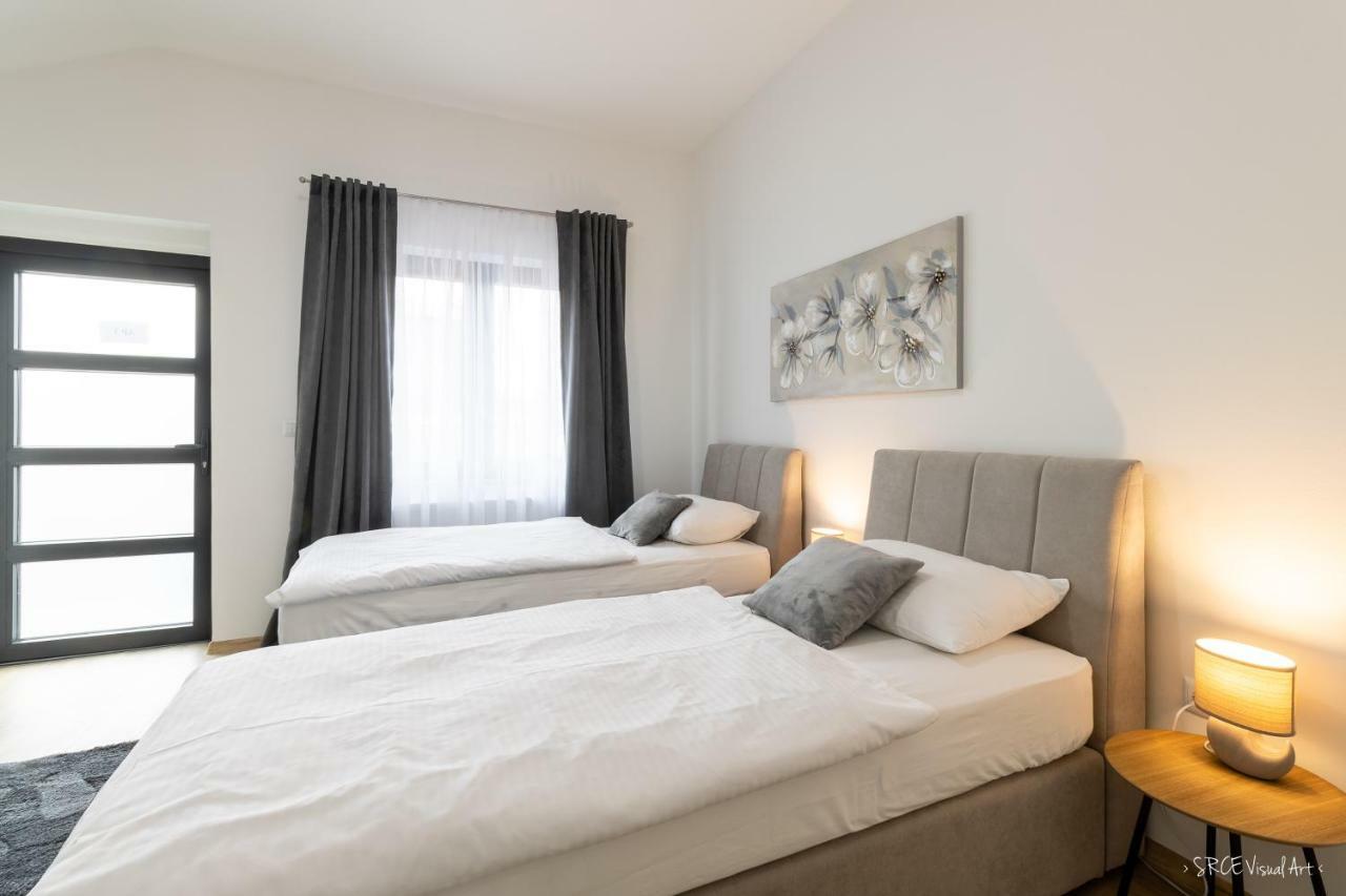 Apartmani Gundulic Osijek Eksteriør bilde
